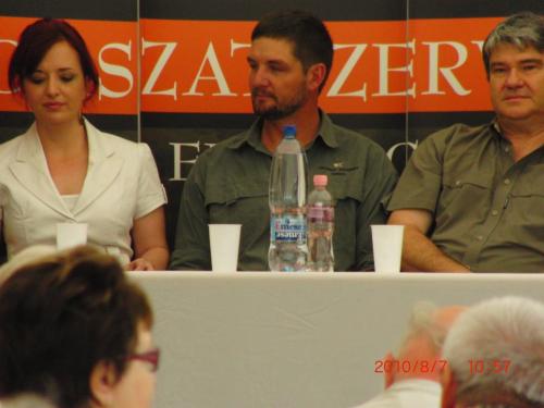 2010.08.07 Konyvbemutato0-038