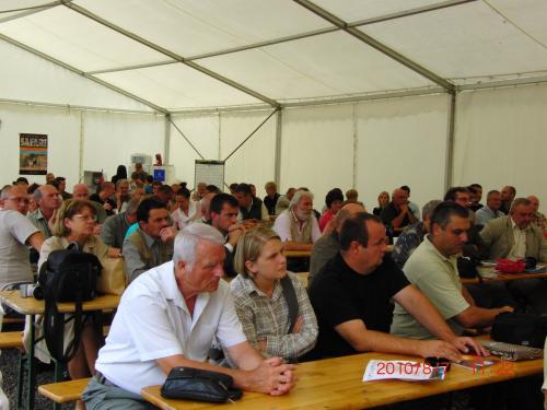 2010.08.07 Konyvbemutato0-050