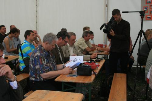 2010.08.07 Konyvbemutato1-027